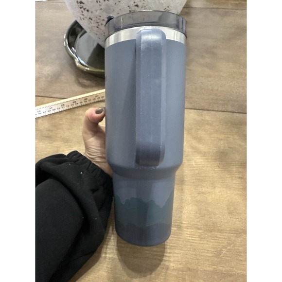 Stanley Adventure Quencher Original 40 oz blue Tumbler With Cap - No Straw - Picture 5 of 8